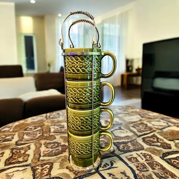 Vintage Japan Stacking Mugs w Chrome Holder-Avocado Green Retro-Midcentury-MCM - Picture 1 of 12